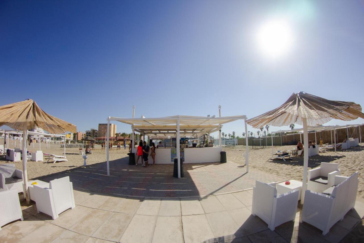 Aurora Beach & Suite Margherita Di Savoia Exterior foto