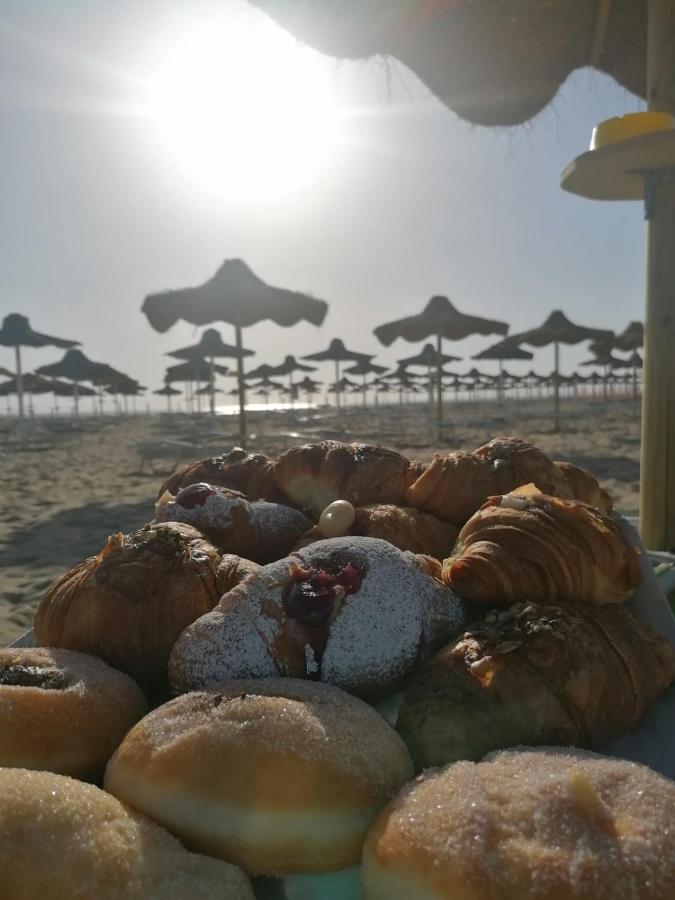 Aurora Beach & Suite Margherita Di Savoia Exterior foto